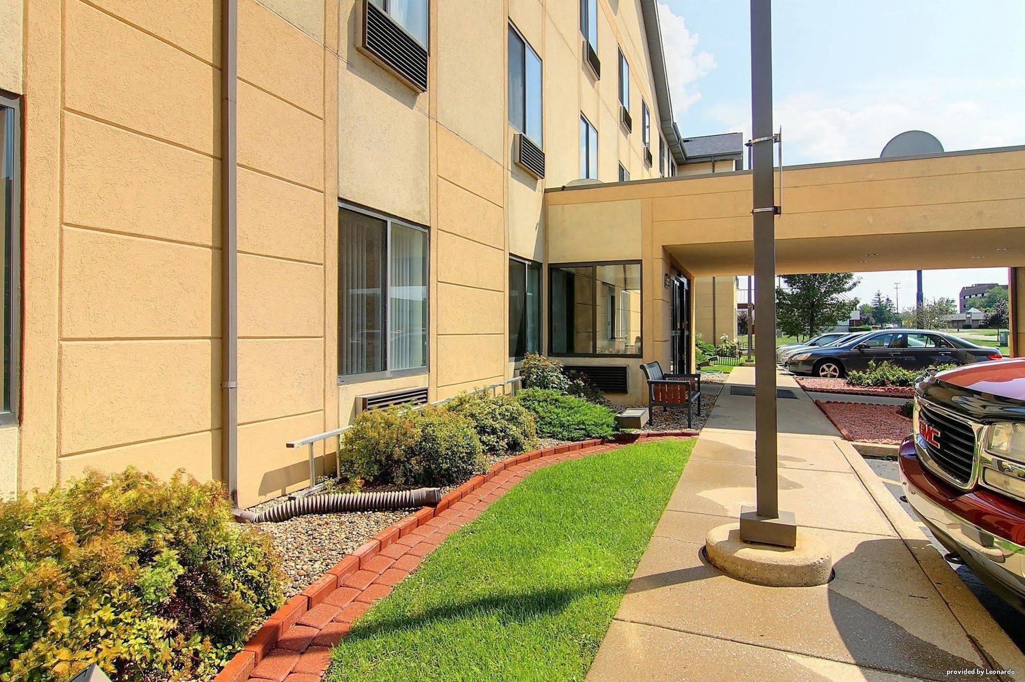 Inn & Suites Merrillville Kültér fotó